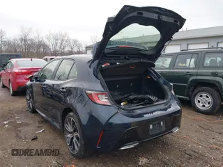 2019 Toyota Corolla Hatchback SE with VIN JTNK4RBEXK3060018, listed as a IAAI auction lot 41500627 with 96,997 mi miles. Bid and sale history available at carsss.com. Image 3.