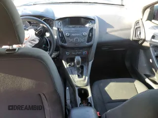 2018 Ford Focus SE with VIN 1FADP3F23JL226448, listed as a Copart auction lot 43877055 with 77,253 mi miles and Salvage Title. Bid and sale history available at carsss.com. Image 8.