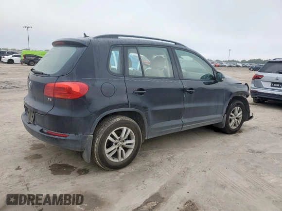 2016 Volkswagen Tiguan S с VIN WVGAV7AX5GW501723, выставлен на аукционе Copart как лот 60567935 с пробегом 65 660 миль миль и Списание • Salvage title. История ставок и продаж доступна на DreamBid. Изображение 3.