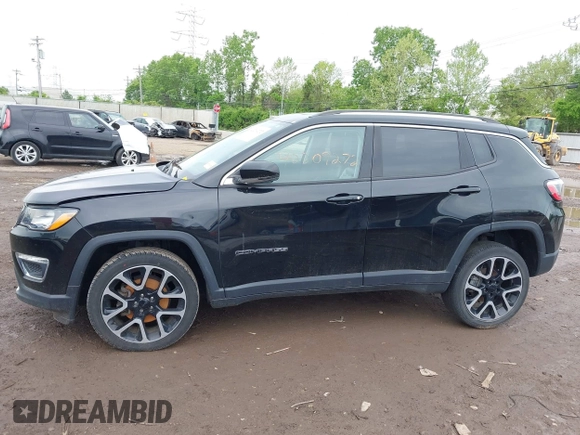 2017 Jeep Compass Limited z VIN 3C4NJDCB2HT628079, wystawiony jako IAAI lot #42209272 z przebiegiem 108 862 mil mil oraz . Historia ofert i sprzedaży dostępna na DreamBid. Obrazek 14.