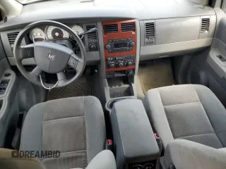 2005 Dodge Durango SLT с VIN 1D4HB48DX5F505269, выставлен на аукционе Copart как лот 55734925 с пробегом 207 481 миль миль и Списание • Salvage title. История ставок и продаж доступна на DreamBid. Изображение 8.