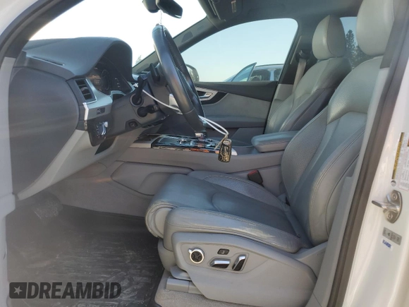 2017 Audi Q7 with VIN WA1WABF75HD011159, listed as a Copart auction lot 53144925 with 110,523 mi miles and Salvage title. Bid and sale history available at DreamBid. Image 7.