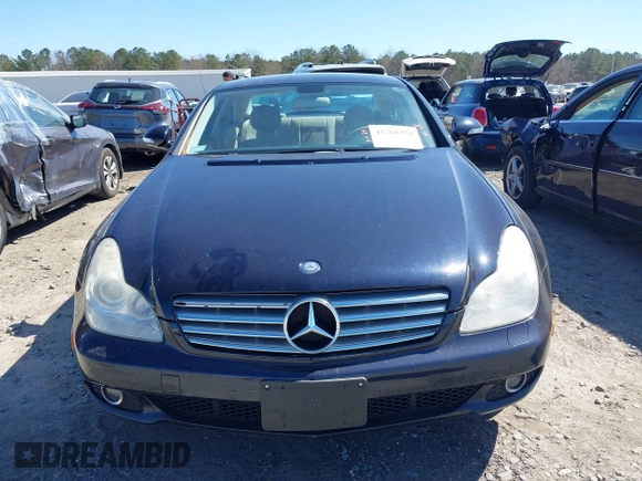 2006 Mercedes-Benz CLS-Class with VIN WDDDJ75X46A016692, listed as a IAAI auction lot 41768351 with 86,847 mi miles. Bid and sale history available at carsss.com. Image 12.