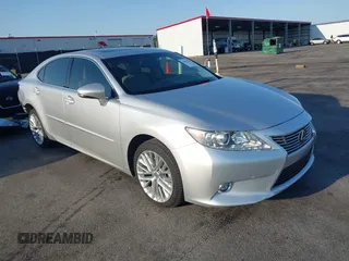 2015 Lexus ES 330 with VIN JTHBK1GG5F2152248, listed as a IAAI auction lot 42051417 with 55,522 mi miles and . Bid and sale history available at DreamBid. Image 1.