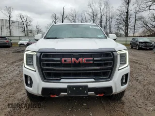 2024 GMC Yukon XL AT4 with VIN 1GKS2HKD7RR142067, listed as a Copart auction lot 80319754 with 9,348 mi miles and Salvage Title. Bid and sale history available at carsss.com. Image 5.