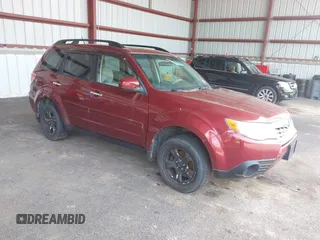 2011 Subaru Forester X Premium с VIN JF2SHADC1BH713247, выставлен на аукционе IAAI как лот 42388908 с пробегом 111 986 миль миль и . История ставок и продаж доступна на DreamBid. Изображение 1.