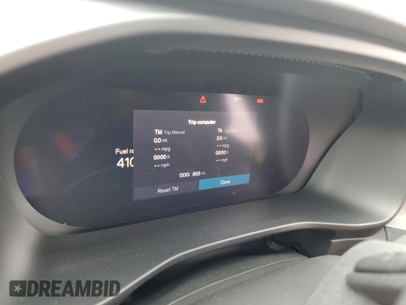 2024 Volvo XC40 Plus Bright Theme with VIN YV4L12UE4R2366179, listed as a Copart auction lot 56550015 with 863 mi miles and Salvage title. Bid and sale history available at DreamBid. Image 9.