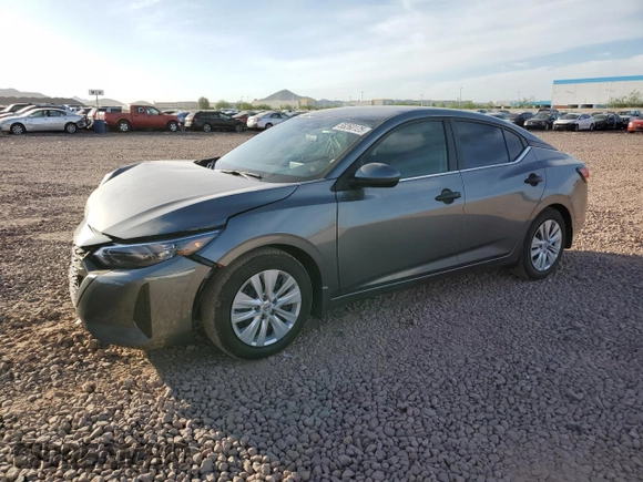 2024 Nissan Sentra S z VIN 3N1AB8BV3RY293064, wystawiony jako Copart lot #58260125 z przebiegiem 21 997 mil mil oraz Szkoda całkowita • Salvage title. Historia ofert i sprzedaży dostępna na DreamBid. Obrazek 1.