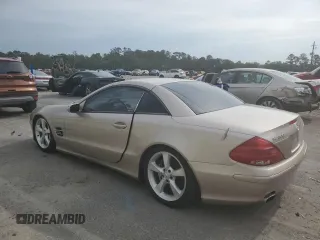 2005 Mercedes-Benz SL z VIN WDBSK76F25F087071, wystawiony jako Copart lot #56153185 z przebiegiem 95 135 mil mil oraz Tytuł czysty. Historia ofert i sprzedaży dostępna na DreamBid. Obrazek 2.
