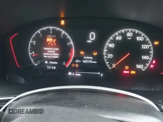 2024 Honda Civic Si z VIN 2HGFE1E52RH471891, wystawiony jako IAAI lot #40477222 z przebiegiem 23 170 mil mil oraz . Historia ofert i sprzedaży dostępna na DreamBid. Obrazek 7.