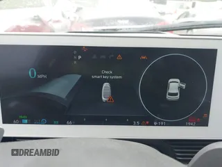2024 Hyundai Ioniq 5 Limited с VIN KM8KR4DE8RU330336, выставлен на аукционе IAAI как лот 42105345 с пробегом 1 942 миль миль и . История ставок и продаж доступна на DreamBid. Изображение 17.