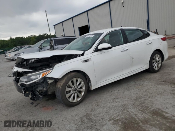2018 Kia Optima LX with VIN 5XXGT4L3XJG253264, listed as a Copart auction lot 52143655 with 136,592 mi miles and Salvage Title. Bid and sale history available at carsss.com. Image 1.