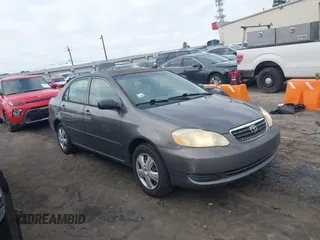 2005 Toyota Corolla CE z VIN 1NXBR32E55Z437786, wystawiony jako IAAI lot #42115578 z przebiegiem 295 948 mil mil oraz . Historia ofert i sprzedaży dostępna na DreamBid. Obrazek 1.