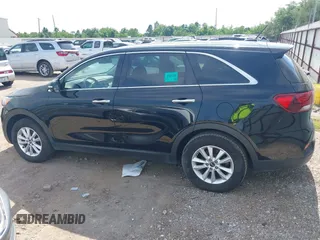 2019 Kia Sorento L z VIN 5XYPG4A39KG534430, wystawiony jako IAAI lot #42255655 z przebiegiem 167 437 mil mil oraz . Historia ofert i sprzedaży dostępna na DreamBid. Obrazek 14.