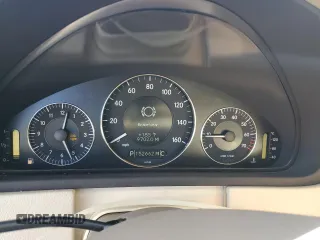 2009 Mercedes-Benz CLK 350 with VIN WDBTK56F09T106832, listed as a Copart auction lot 80189174 with 152,662 mi miles and Salvage Title. Bid and sale history available at DreamBid. Image 9.