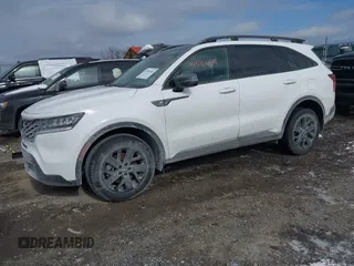2022 Kia Sorento X-Line S z VIN 5XYRLDLCXNG150954, wystawiony jako IAAI lot #41581664 z przebiegiem 52 382 mil mil oraz . Historia ofert i sprzedaży dostępna na DreamBid. Obrazek 17.