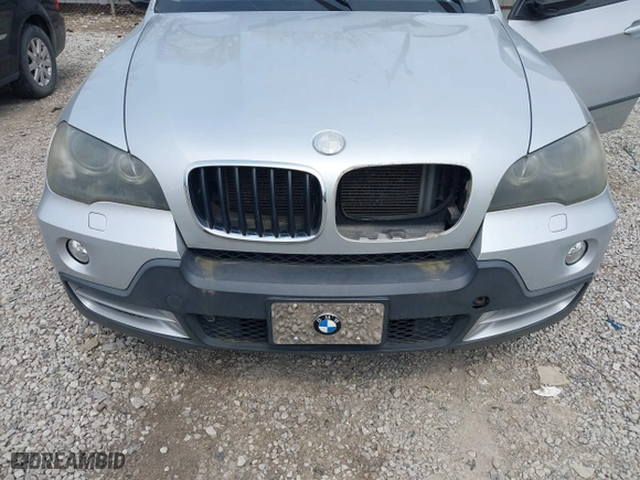 2007 BMW X5 3.0si with VIN 5UXFE435X7L012495, listed as a IAAI auction lot 42009267 with 132,355 mi miles. Bid and sale history available at carsss.com. Image 6.