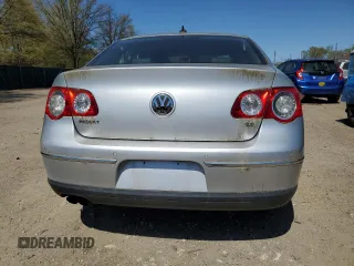 2008 Volkswagen Passat z VIN WVWCU73C88P118266, wystawiony jako Copart lot #53649095 z przebiegiem 50 217 mil mil oraz Czysty tytuł • Clean title. Historia ofert i sprzedaży dostępna na DreamBid. Obrazek 6.