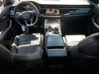 2021 Audi RS Q8 z VIN WU1ARBF19MD042271, wystawiony jako Copart lot #55304785 z przebiegiem 23 560 mil mil oraz Szkody całkowita. Historia ofert i sprzedaży dostępna na DreamBid. Obrazek 8.