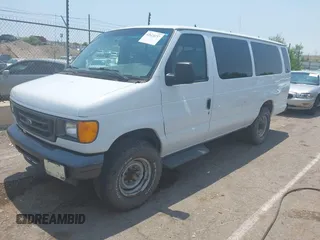 2007 Ford Econoline Passenger XL с VIN 1FBSS31L37DA02717, выставлен на аукционе IAAI как лот 42624237 с пробегом 422 811 миль миль и . История ставок и продаж доступна на DreamBid. Изображение 2.