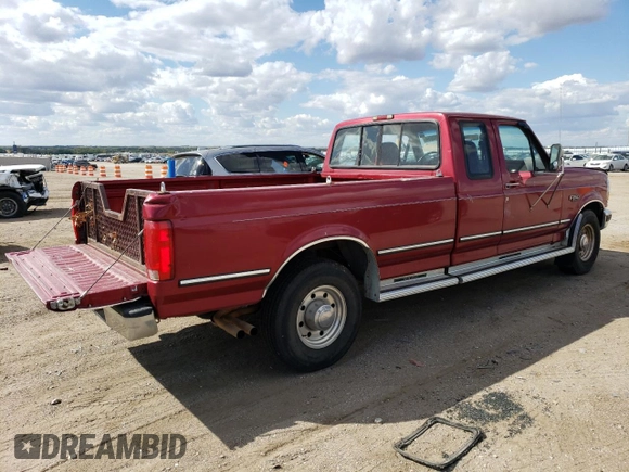 1995 Ford F-250 z VIN 1FTHX25G3SKA95726, wystawiony jako Copart lot #71812654 z przebiegiem 83 713 mil mil oraz Szkoda całkowita • Salvage title. Historia ofert i sprzedaży dostępna na DreamBid. Obrazek 3.