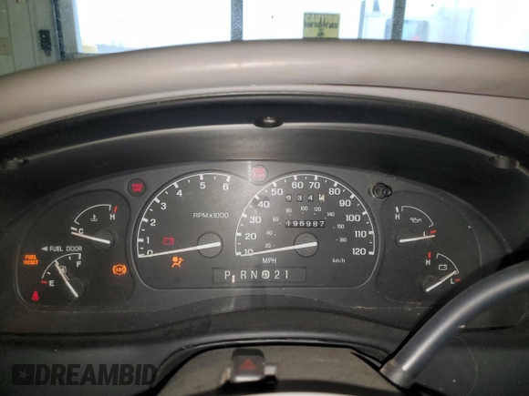 1998 Mercury Mountaineer z VIN 4M2ZU55PXWUJ01704, wystawiony jako Copart lot #50892605 z przebiegiem 196 987 mil mil oraz Szkoda całkowita • Salvage title. Historia ofert i sprzedaży dostępna na DreamBid. Obrazek 9.