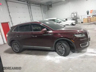 2019 Lincoln Nautilus Reserve with VIN 2LMPJ8LPXKBL42446, listed as a IAAI auction lot 41224159 with 117,630 mi miles. Bid and sale history available at carsss.com. Image 12.
