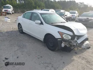 2011 Honda Accord LX z VIN 1HGCP2F3XBA085921, wystawiony jako IAAI lot #41858044 z przebiegiem 144 090 mil mil oraz . Historia ofert i sprzedaży dostępna na DreamBid. Obrazek 1.