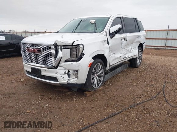 2021 GMC Yukon Denali with VIN 1GKS2DKL0MR178210, listed as a IAAI auction lot 41934532 with 91,785 mi miles. Bid and sale history available at carsss.com. Image 17.