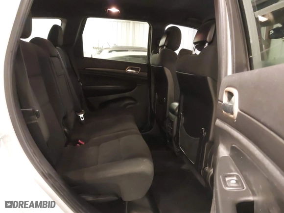 2015 Jeep Grand Cherokee Altitude with VIN 1C4RJFAG2FC905673, listed as a IAAI auction lot 41334271 with 160,531 mi miles. Bid and sale history available at carsss.com. Image 8.