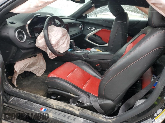 2019 Chevrolet Camaro 2LT with VIN 1G1FD1RS3K0142525, listed as a Copart auction lot 82621944 with 122,179 mi miles and Salvage Title. Bid and sale history available at carsss.com. Image 7.