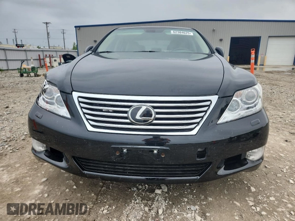 2011 Lexus LS 460 z VIN JTHCL5EF9B5012473, wystawiony jako Copart lot #62384625 z przebiegiem 166 149 mil mil oraz Czysty tytuł • Clean title. Historia ofert i sprzedaży dostępna na DreamBid. Obrazek 5.
