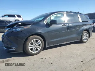 2024 Toyota Sienna XLE with VIN 5TDJSKFC4RS121247, listed as a Copart auction lot 47363055 with 33,364 mi miles and Salvage Title. Bid and sale history available at DreamBid. Image 1.