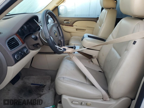 2010 Chevrolet Avalanche LTZ with VIN 3GNVKGE01AG262602, listed as a Copart auction lot 75696044 with Not Provided miles and Non Repairable. Bid and sale history available at DreamBid. Image 7.