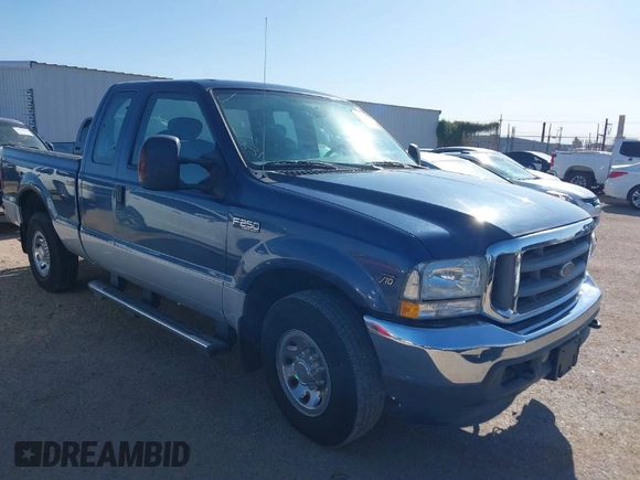 2004 Ford Super Duty F-250 XL with VIN 1FTNX20S34EA59731, listed as a IAAI auction lot 41924448 with 83,982 mi miles. Bid and sale history available at carsss.com. Image 1.