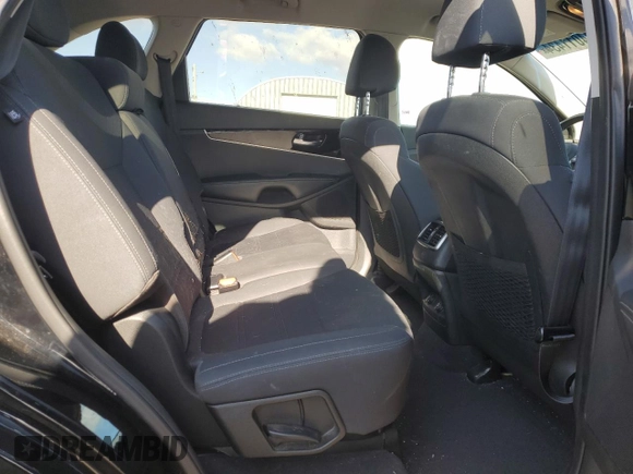2019 Kia Sorento S with VIN 5XYPG4A50KG594548, listed as a Copart auction lot 84011434 with 98,444 mi miles and Salvage Title. Bid and sale history available at DreamBid. Image 11.