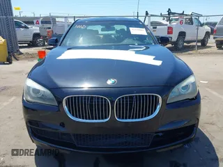 2011 BMW 7 Series 750Li с VIN WBAKB8C5XBCY64531, выставлен на аукционе IAAI как лот 42350009 с пробегом 113 893 миль миль и . История ставок и продаж доступна на DreamBid. Изображение 12.
