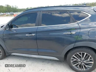 2019 Hyundai Tucson Sport z VIN KM8J33AL2KU909919, wystawiony jako IAAI lot #42055525 z przebiegiem 109 985 mil mil oraz . Historia ofert i sprzedaży dostępna na DreamBid. Obrazek 14.