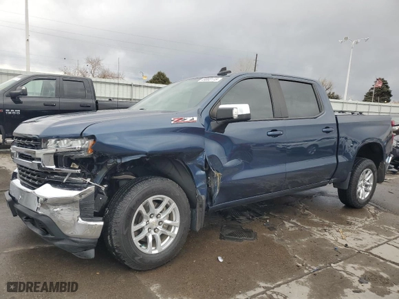 2020 Chevrolet Silverado 1500 LT with VIN 1GCUYDED9LZ141114, listed as a Copart auction lot 49002115 with 45,798 mi miles and Salvage Title. Bid and sale history available at carsss.com. Image 1.