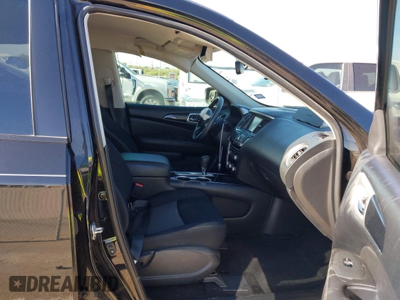 2018 Nissan Pathfinder SL with VIN 5N1DR2MN8JC670870, listed as a IAAI auction lot 42269519 with 55,414 mi miles and . Bid and sale history available at DreamBid. Image 5.