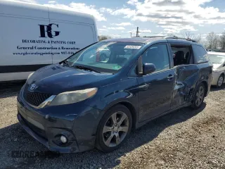 2012 Toyota Sienna SE with VIN 5TDXK3DC7CS251937, listed as a Copart auction lot 52339205 with 219,797 mi miles and Salvage Title. Bid and sale history available at carsss.com. Image 1.