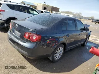 2010 Volkswagen Jetta S with VIN 3VWJX7AJ0AM010958, listed as a Copart auction lot 51334955 with 178,684 mi miles and Salvage title. Bid and sale history available at DreamBid. Image 3.