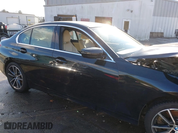 2019 BMW 3 Series 330i z VIN 3MW5R1J53K8A04397, wystawiony jako IAAI lot #41293319 z przebiegiem 23 504 mil mil oraz . Historia ofert i sprzedaży dostępna na DreamBid. Obrazek 12.