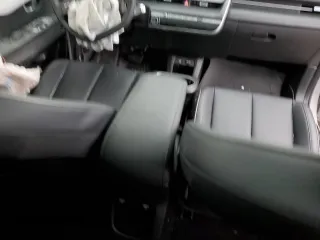 2022 Hyundai Ioniq 5 Limited z VIN KM8KRDAF0NU089802, wystawiony jako Copart lot #50336075 z przebiegiem Nie podano mil oraz Szkoda całkowita • Salvage title. Historia ofert i sprzedaży dostępna na DreamBid. Obrazek 8.