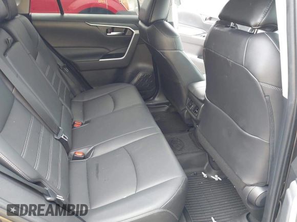 2021 Toyota RAV4 XLE Premium with VIN 2T3C1RFV0MC171416, listed as a IAAI auction lot 42425655 with 34,116 mi miles and . Bid and sale history available at DreamBid. Image 8.