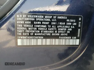 2012 Volkswagen Passat SE z VIN 1VWBM7A30CC087834, wystawiony jako Copart lot #58794095 z przebiegiem 139 044 mil mil oraz Czysty tytuł • Clean title. Historia ofert i sprzedaży dostępna na DreamBid. Obrazek 12.