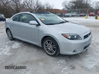 2005 Scion tC with VIN JTKDE167250059046, listed as a IAAI auction lot 41287460 with 47,483 mi miles. Bid and sale history available at carsss.com. Image 1.
