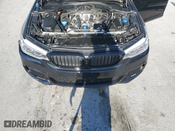 2018 BMW 5 Series M550i xDrive with VIN WBAJB9C52JB035913, listed as a Copart auction lot 51441195 with 42,205 mi miles and Salvage Title. Bid and sale history available at carsss.com. Image 11.