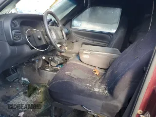 2001 Dodge 2500 z VIN 3B7KF26Z01M553173, wystawiony jako Copart lot #42750515 z przebiegiem Nie podano mil oraz Szkoda całkowita • Salvage title. Historia ofert i sprzedaży dostępna na DreamBid. Obrazek 7.