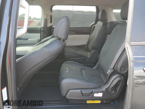 2022 Kia Carnival LXS with VIN KNDNB4H35N6059474, listed as a Copart auction lot 52963525 with 52,575 mi miles and Non Repairable. Bid and sale history available at carsss.com. Image 11.